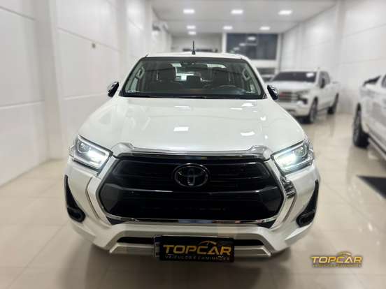 TOYOTA-HILUX-2.8 D-4D TURBO DIESEL CD SRX 4X4 AUTOMÁTICO TOYOTA-HILUX-2021