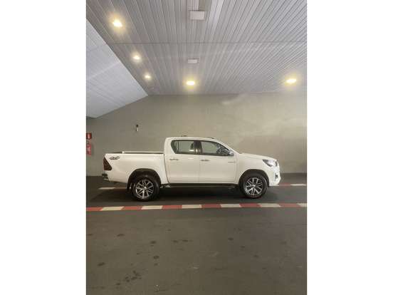 TOYOTA-HILUX-2.8 SRV 4X4 CD 16V DIESEL 4P AUTOMÁTICO TOYOTA-HILUX-2019