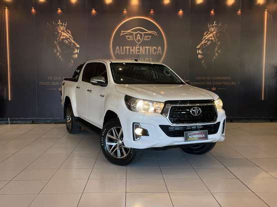 TOYOTA-HILUX-2019