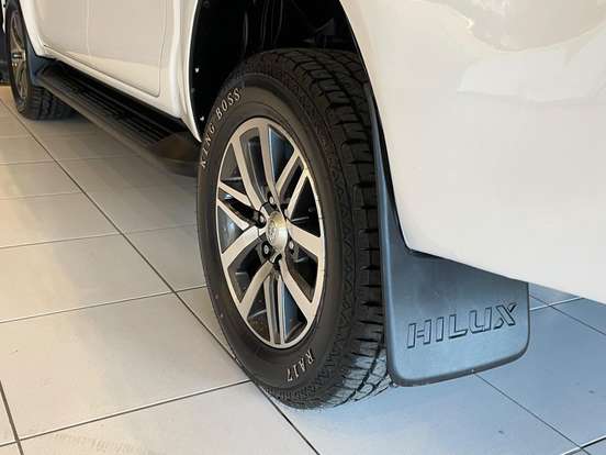 TOYOTA-HILUX-2.8 SRV 4X4 CD 16V DIESEL 4P AUTOMÁTICO TOYOTA-HILUX-2019