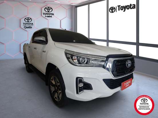 TOYOTA-HILUX-2019