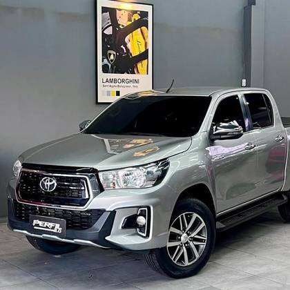TOYOTA HILUX 2.8 SRV 4X4 CD 16V DIESEL 4P AUTOMÁTICO