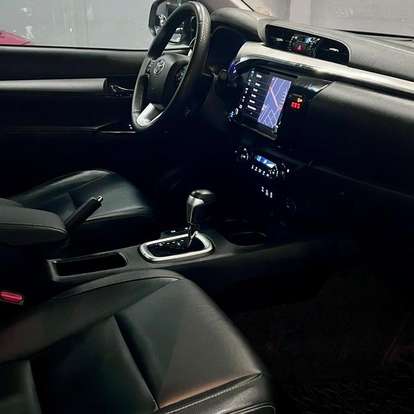 TOYOTA-HILUX-2020