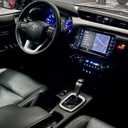 TOYOTA-HILUX-2020