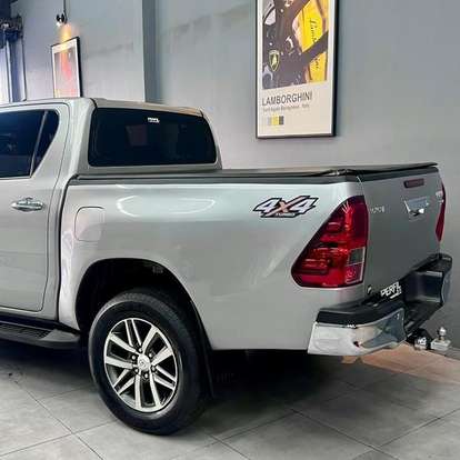 TOYOTA-HILUX-2020