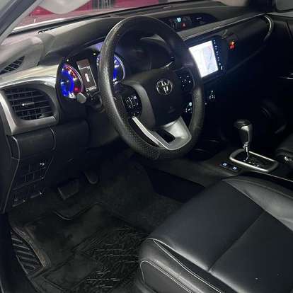 TOYOTA-HILUX-2020