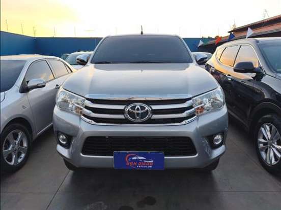TOYOTA-HILUX-2.8 SRV 4X4 CD 16V DIESEL 4P AUTOMÁTICO TOYOTA-HILUX-2017
