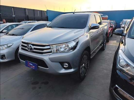 TOYOTA-HILUX-2.8 SRV 4X4 CD 16V DIESEL 4P AUTOMÁTICO TOYOTA-HILUX-2017