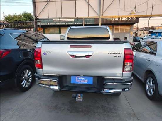TOYOTA-HILUX-2.8 SRV 4X4 CD 16V DIESEL 4P AUTOMÁTICO TOYOTA-HILUX-2017
