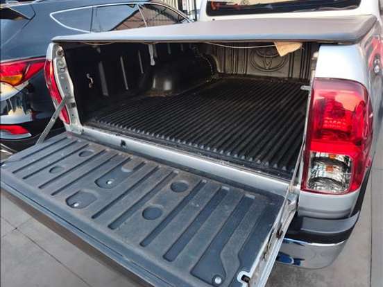 TOYOTA-HILUX-2.8 SRV 4X4 CD 16V DIESEL 4P AUTOMÁTICO TOYOTA-HILUX-2017