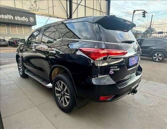 TOYOTA-HILUX-2.8 SRX 4X4 CD 16V DIESEL 4P AUTOMÁTICO TOYOTA-HILUX-2020