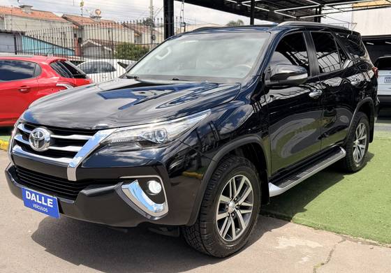 TOYOTA HILUX 2.8 SRX 4X4 CD 16V DIESEL 4P AUTOMÁTICO