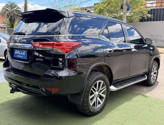 TOYOTA-HILUX-2.8 SRX 4X4 CD 16V DIESEL 4P AUTOMÁTICO TOYOTA-HILUX-2017
