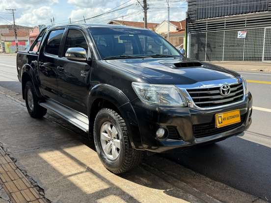 TOYOTA-HILUX-3.0 SRV 4X4 CD 16V TURBO INTERCOOLER DIESEL 4P AUTOMÁTICO TOYOTA-HILUX-2013