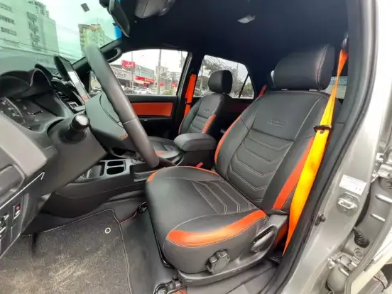TOYOTA-HILUX SW4-2013