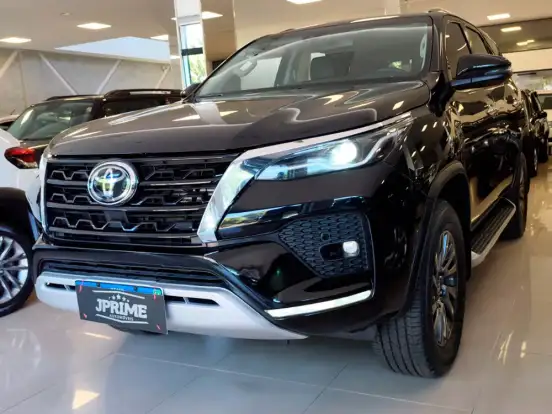TOYOTA-HILUX SW4-2.8 D-4D TURBO DIESEL SRX 7L 4X4 AUTOMÁTICO TOYOTA-HILUX SW4-2021