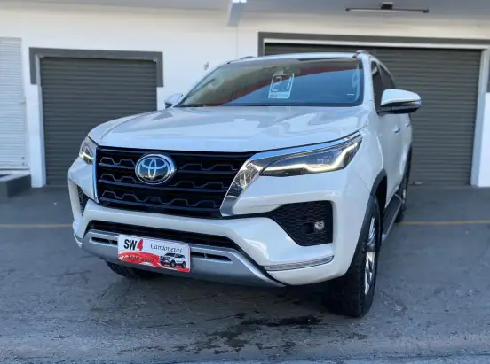 TOYOTA-HILUX SW4-2021