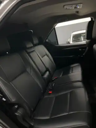 TOYOTA-HILUX SW4-2022