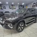 TOYOTA HILUX SW4 2.8 SRX DIAMOND 4X4 7 LUGARES 16V TURBO INTERCOOLER DIESEL 4P AUTOMÁTICO TOYOTA HILUX SW4 2.8 SRX DIAMOND 4X4 7 LUGARES 16V TURBO INTERCOOLER DIESEL 4P AUTOMÁTICO