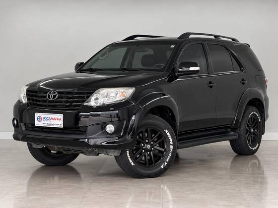 TOYOTA HILUX SW4 2.7 SR 4X2 16V FLEX 4P AUTOMÁTICO