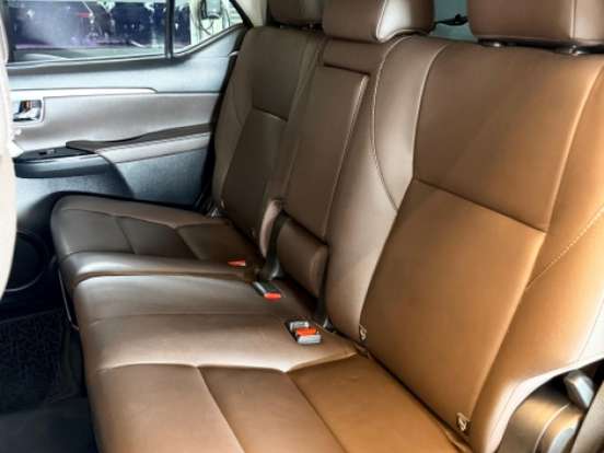 TOYOTA-HILUX SW4-2.7 SRV 7 LUGARES 4X2 16V FLEX 4P AUTOMÁTICO TOYOTA-HILUX SW4-2020