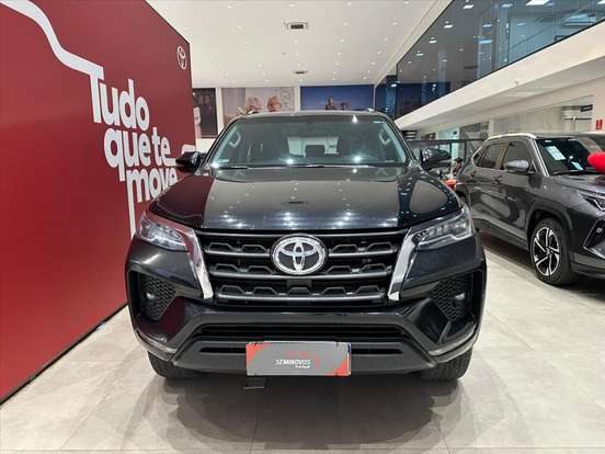 TOYOTA-HILUX SW4-2021