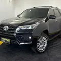TOYOTA HILUX SW4 2.7 VVT-i FLEX SRV 7L 4X2 AUTOMÁTICO TOYOTA HILUX SW4 2.7 VVT-i FLEX SRV 7L 4X2 AUTOMÁTICO
