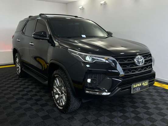 TOYOTA-HILUX SW4-2.7 VVT-i FLEX SRV 7L 4X2 AUTOMÁTICO TOYOTA-HILUX SW4-2021