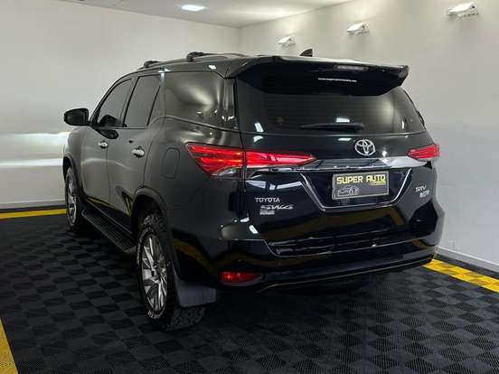 TOYOTA-HILUX SW4-2021