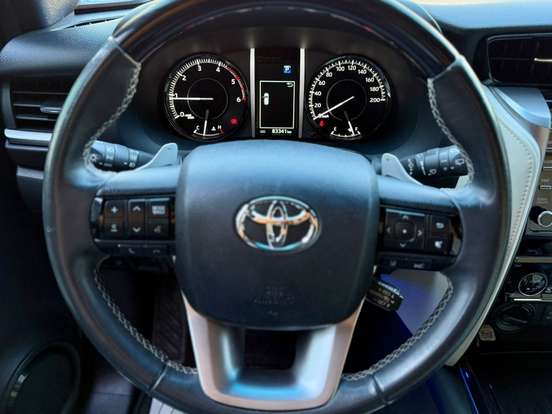 TOYOTA-HILUX SW4-2022
