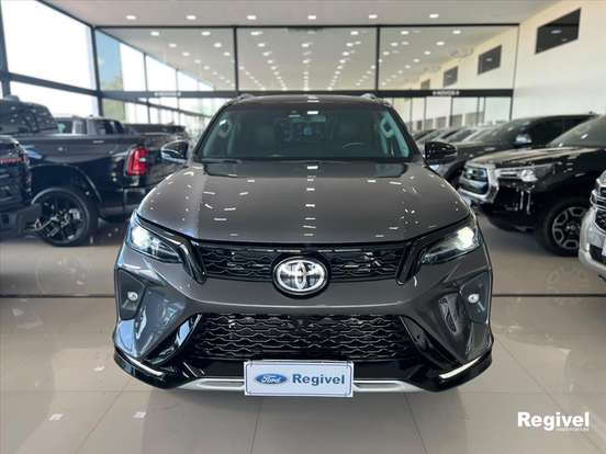 TOYOTA-HILUX SW4-2022