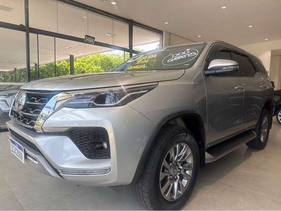 TOYOTA-HILUX SW4-2021