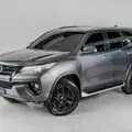 TOYOTA HILUX SW4 2.8 SRX 4X4 7 LUGARES 16V TURBO INTERCOOLER DIESEL 4P AUTOMÁTICO TOYOTA HILUX SW4 2.8 SRX 4X4 7 LUGARES 16V TURBO INTERCOOLER DIESEL 4P AUTOMÁTICO