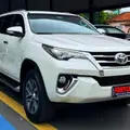 TOYOTA HILUX SW4 2.8 SRX 4X4 7 LUGARES 16V TURBO INTERCOOLER DIESEL 4P AUTOMÁTICO TOYOTA HILUX SW4 2.8 SRX 4X4 7 LUGARES 16V TURBO INTERCOOLER DIESEL 4P AUTOMÁTICO