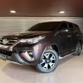 TOYOTA HILUX SW4 2.8 SRX DIAMOND 4X4 7 LUGARES 16V TURBO INTERCOOLER DIESEL 4P AUTOMÁTICO TOYOTA HILUX SW4 2.8 SRX DIAMOND 4X4 7 LUGARES 16V TURBO INTERCOOLER DIESEL 4P AUTOMÁTICO