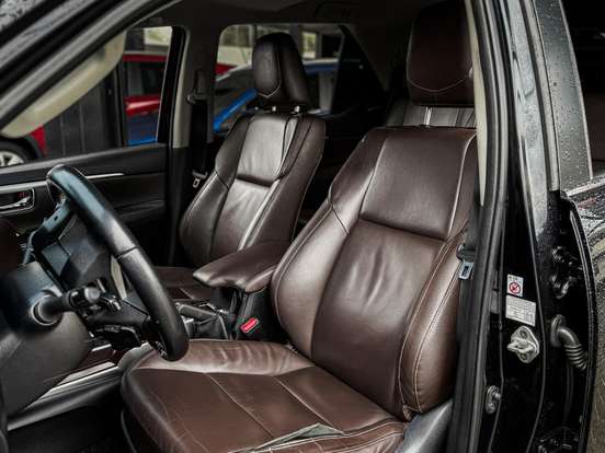TOYOTA-HILUX SW4-4.0 SRX 4X4 7 LUGARES V6 24V GASOLINA 4P AUTOMÁTICO TOYOTA-HILUX SW4-2016