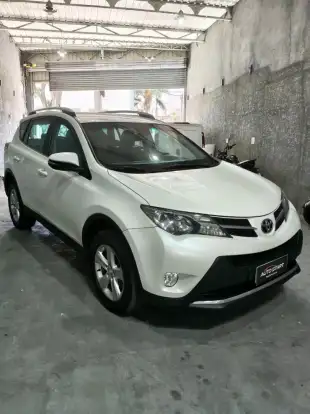 TOYOTA-RAV4-2013