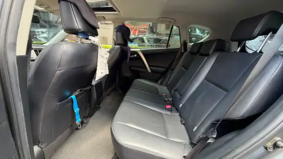 TOYOTA-RAV4-2015