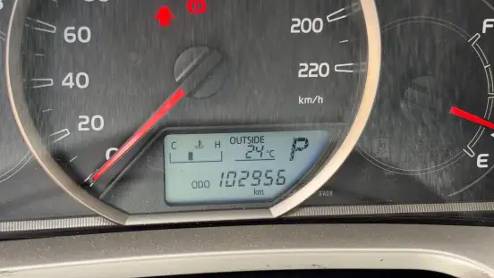 TOYOTA-RAV4-2015