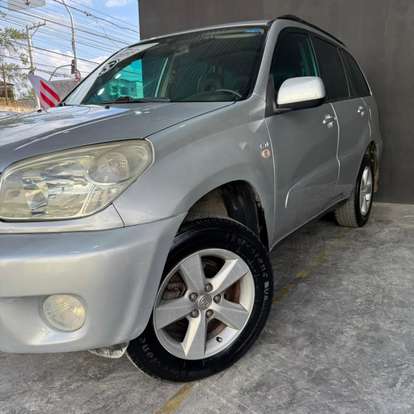 TOYOTA-RAV4-2004