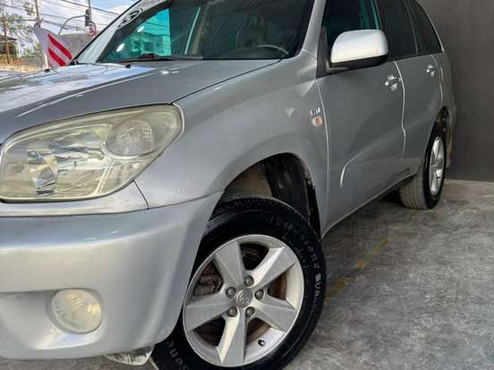 TOYOTA-RAV4-2.0 4X4 16V GASOLINA 4P AUTOMÁTICO TOYOTA-RAV4-2004