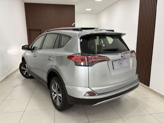 TOYOTA-RAV4-2.0 TOP 4X2 16V GASOLINA 4P AUTOMÁTICO TOYOTA-RAV4-2017