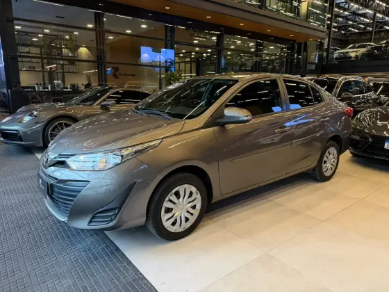 TOYOTA YARIS 1.5 16V FLEX SEDAN XL LIVE MULTIDRIVE