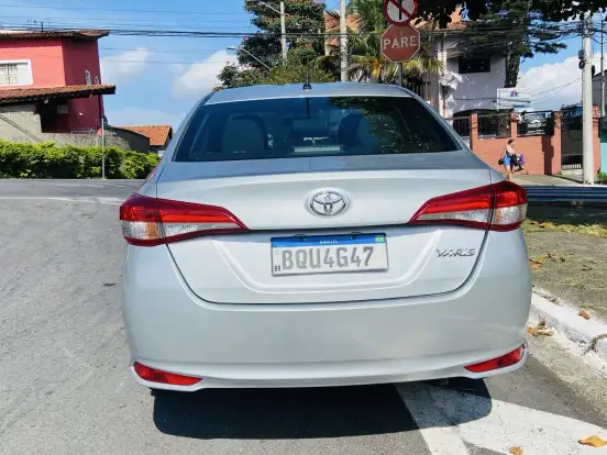 TOYOTA-YARIS-1.5 16V FLEX SEDAN XL LIVE MULTIDRIVE TOYOTA-YARIS-2022