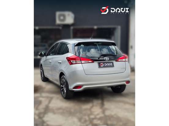 TOYOTA-YARIS-2020