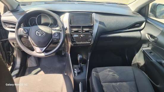 TOYOTA-YARIS-2024