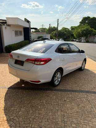 TOYOTA-YARIS-1.5 16V FLEX SEDAN XL MULTIDRIVE TOYOTA-YARIS-2019