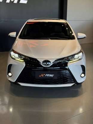TOYOTA-YARIS-2023