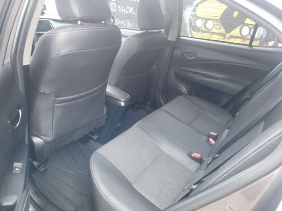 TOYOTA-YARIS-1.5 16V FLEX SEDAN XS CONNECT MULTIDRIVE TOYOTA-YARIS-2022