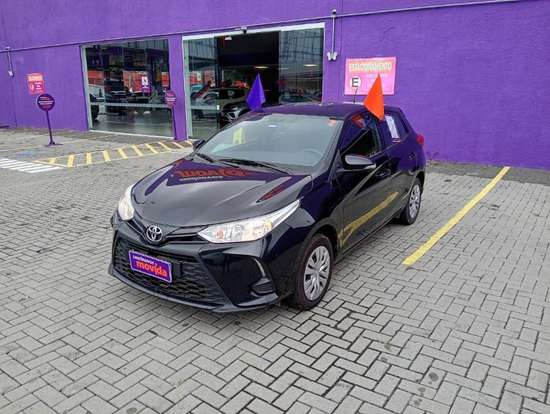 TOYOTA-YARIS-2024